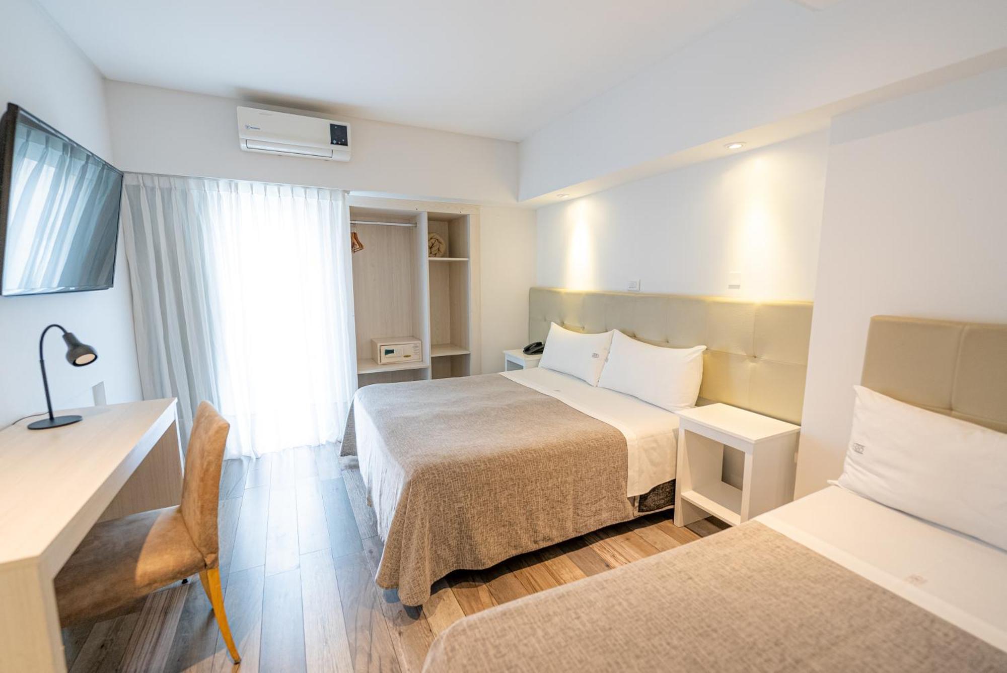 Hotel Sennac 3*