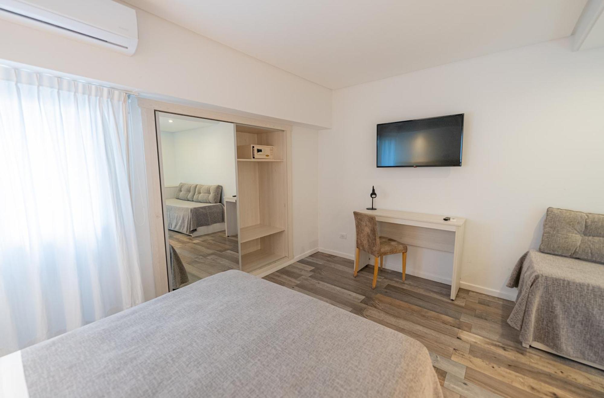 Hotel Sennac